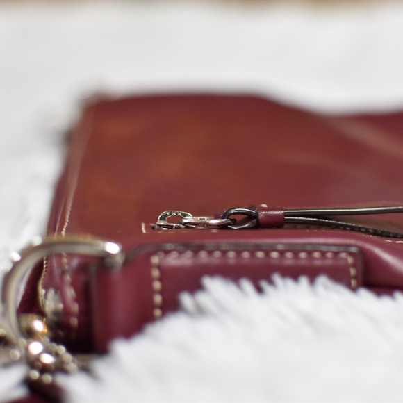 Vintage Coach Red Leather Crossbody Purse Bag - Picture 6 of 9